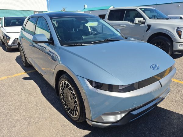 2024 Hyundai IONIQ 5 PREFERRED