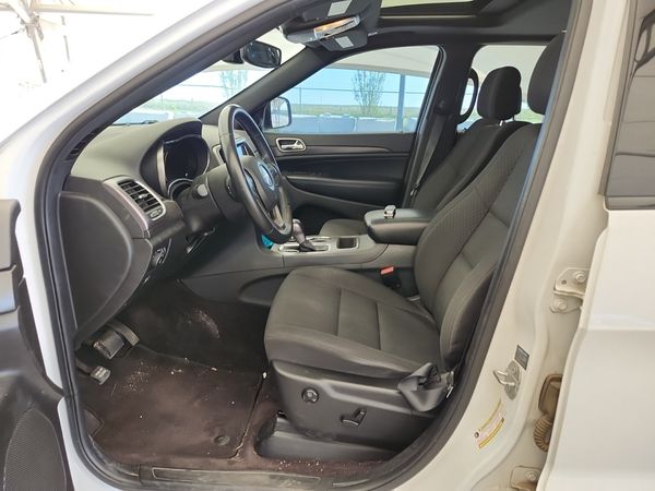 2018 Jeep Grand Cherokee LAREDO