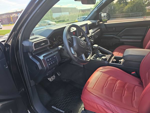 2025 Toyota 4Runner 4WD