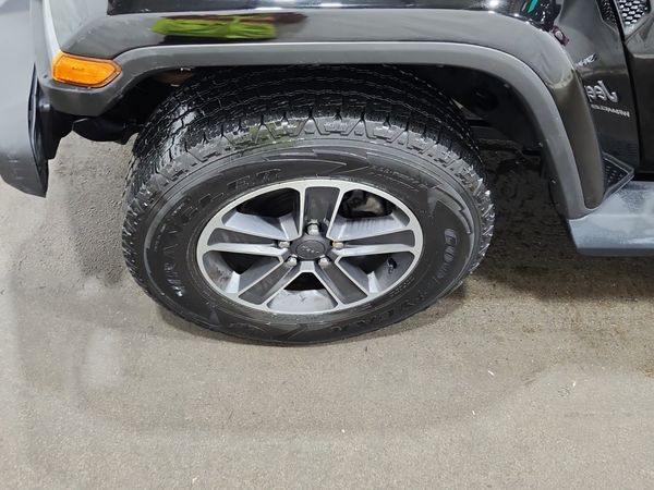 2023 Jeep Wrangler 4 Door 4x4 Sahara