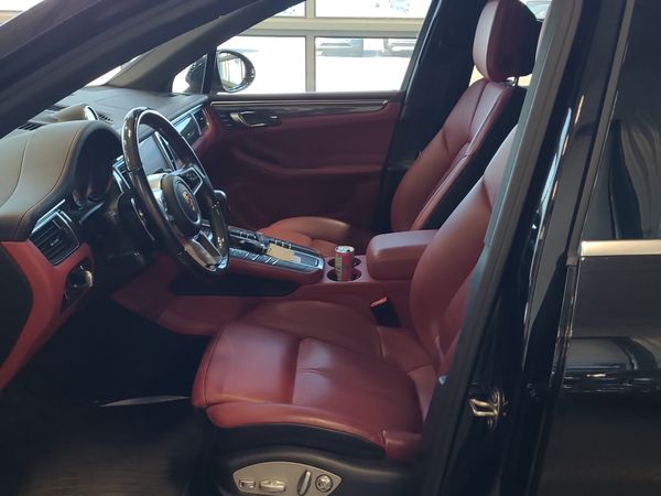 2018 Porsche Macan Awd S