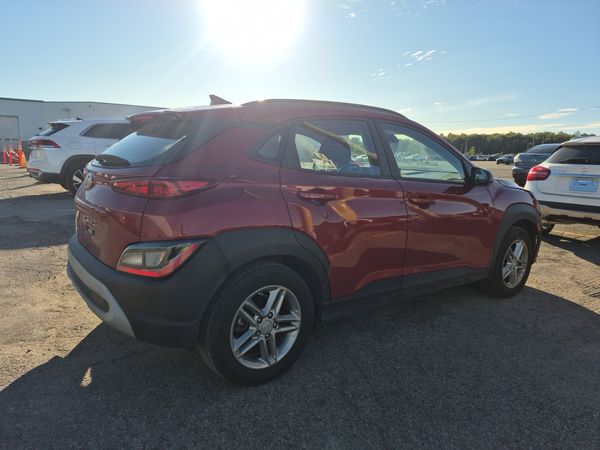2023 Hyundai KONA ESSENTIAL