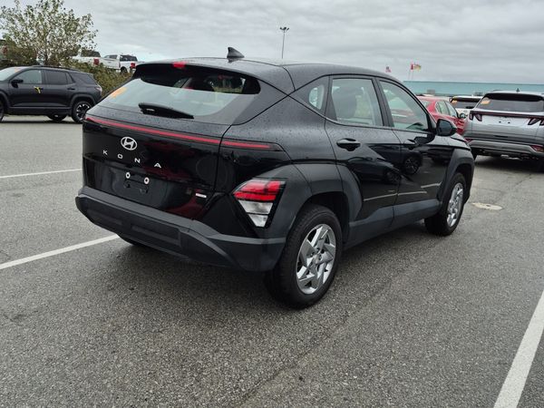 2024 Hyundai KONA ESSENTIAL SE