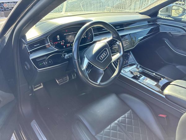 2021 Audi S8 4.0 TFSI quattro