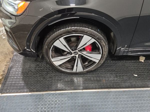 2023 Audi SQ5 TECHNIK quattro Prestige