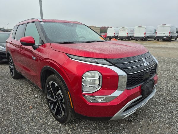 2024 Mitsubishi Outlander Plug-In Hybrid SEL SE, Ralliart Edition