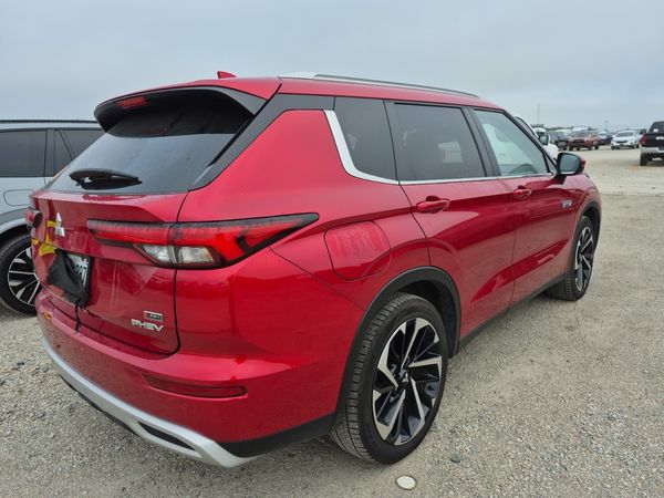2024 Mitsubishi Outlander Plug-In Hybrid SEL SE, Ralliart Edition