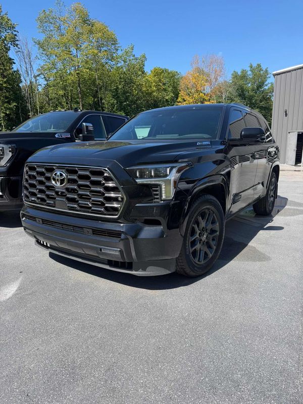 2023 Toyota Sequoia LIMITED
