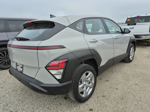 2025 Hyundai KONA ESSENTIAL SE, N Line