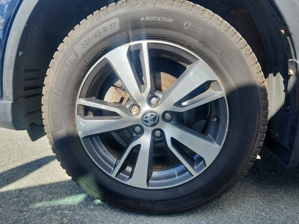 2018 Toyota RAV4 Awd Xle Adventure/XLE