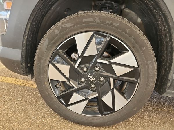 2025 Hyundai KONA PREFERRED SEL, N Line S
