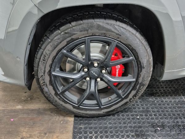 2019 Jeep Grand Cherokee SRT