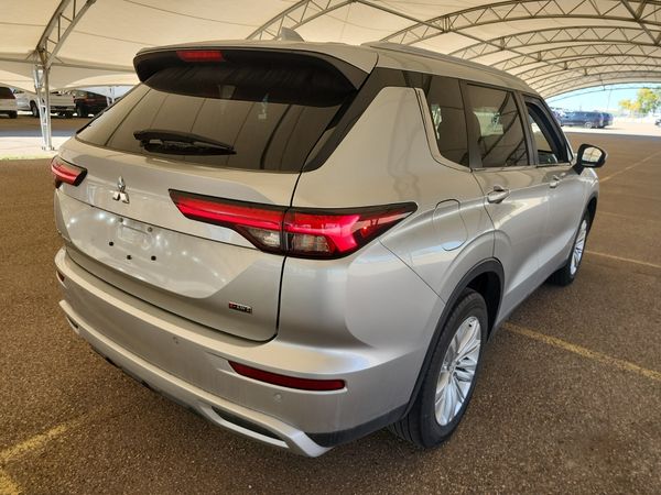 2024 Mitsubishi Outlander SEL SE, Ralliart Edition
