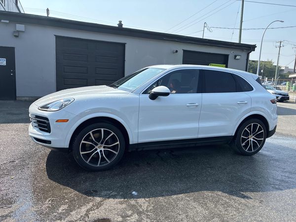 2023 Porsche Cayenne AWD