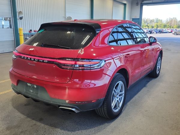 2020 Porsche Macan AWD
