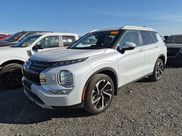 2024 Mitsubishi Outlander SEL