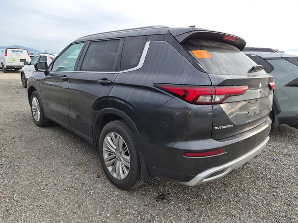 2024 Mitsubishi Outlander LE SE, Ralliart Edition