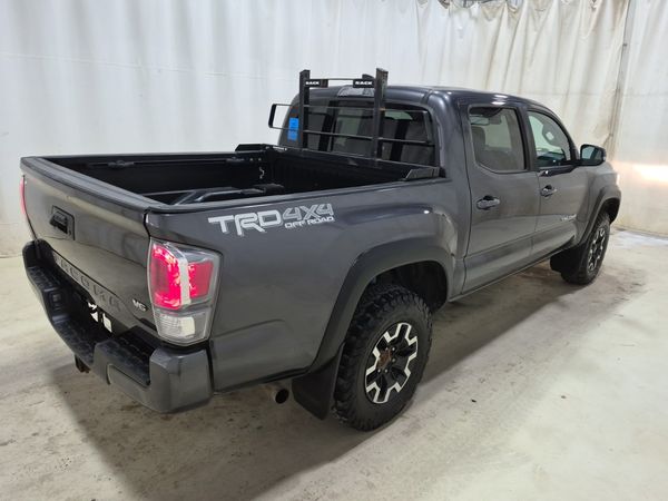 2023 Toyota Tacoma CREW CAB SHORT BED SR5