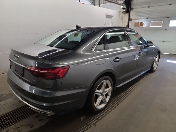 2021 Audi A4 SEDAN PROGRESSIV quattro Premium Plus