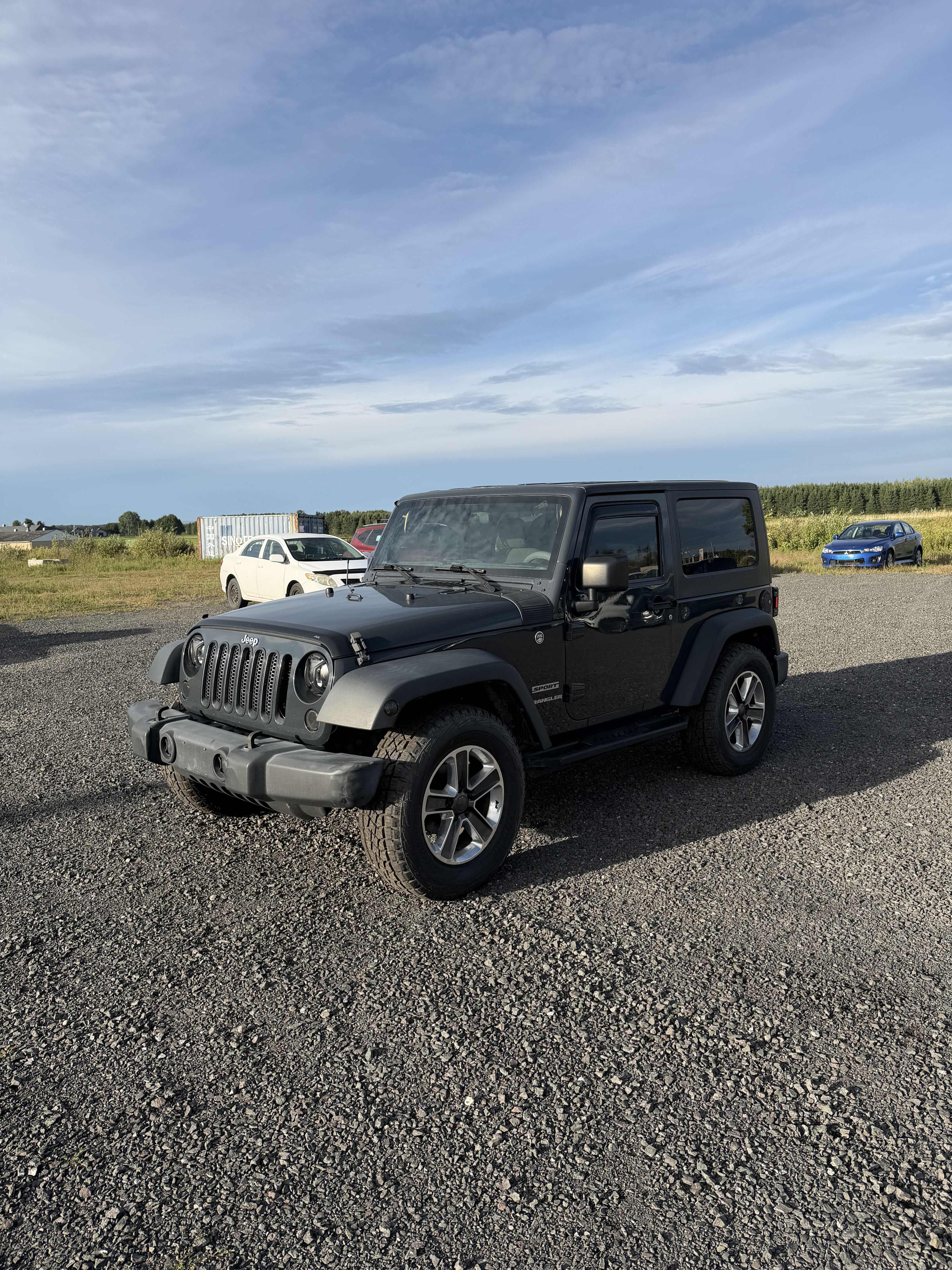 2017 Jeep Wrangler SPORT
