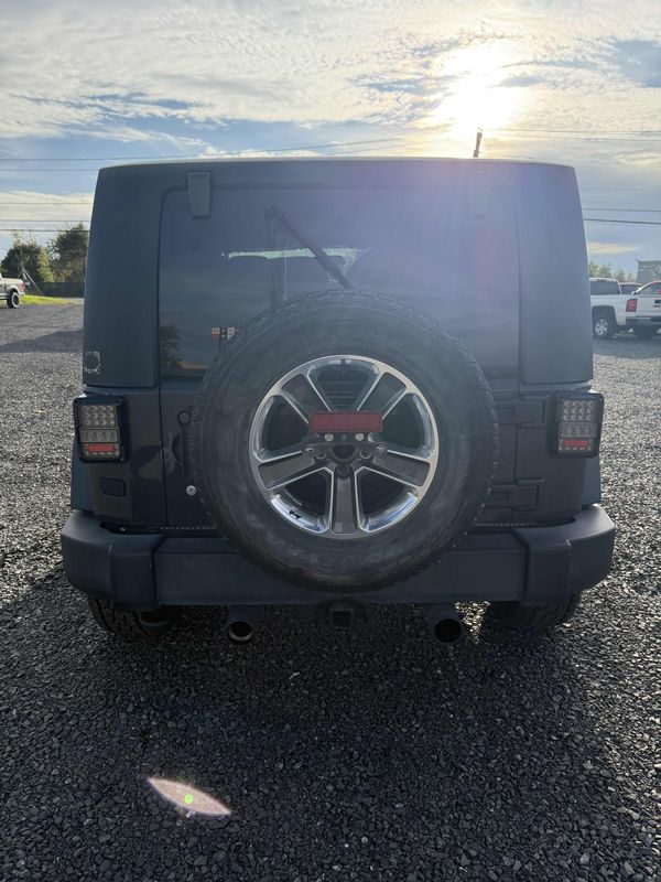 2017 Jeep Wrangler SPORT