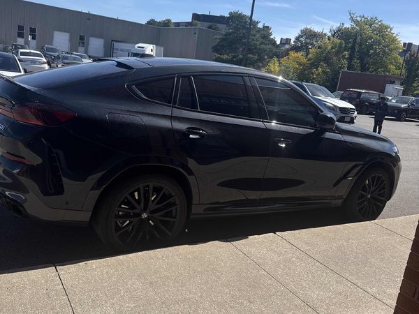 2026 BMW X6 M60i xDrive