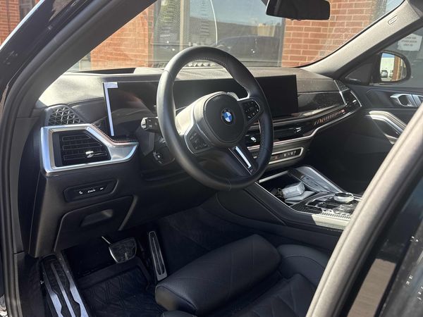 2026 BMW X6 M60i xDrive