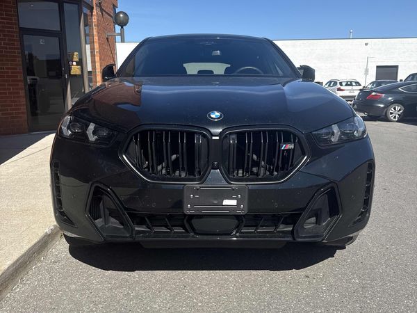 2026 BMW X6 M60i xDrive