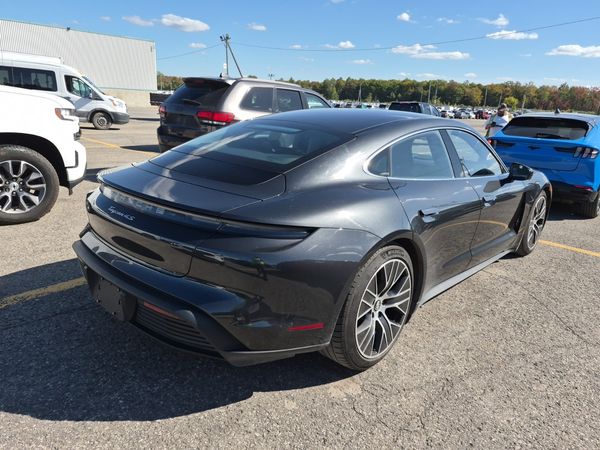 2022 Porsche TAYCAN 4S