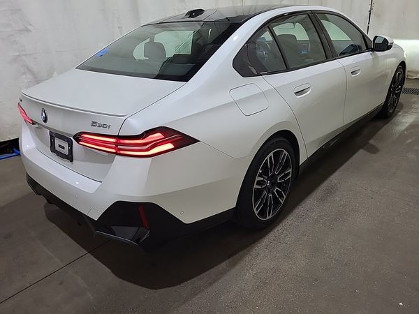 2026 BMW 5 SERIES 530I XDRIVE
