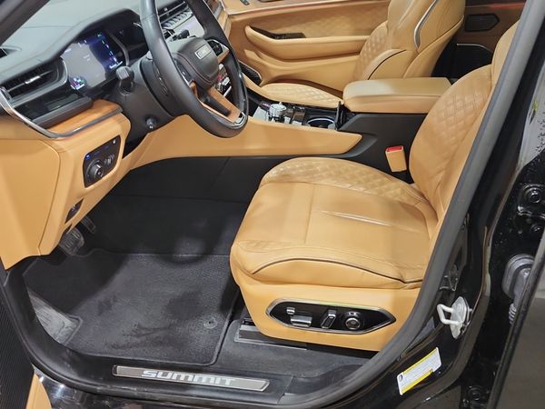 2022 Jeep Grand Cherokee 4xe 4x4 Summit Reserve