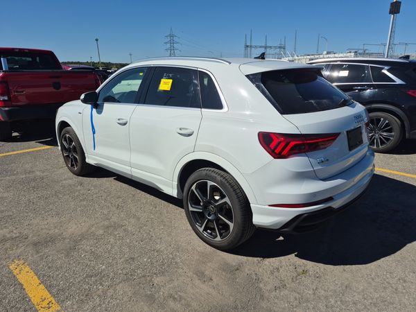 2024 Audi Q3 TECHNIK quattro Technik