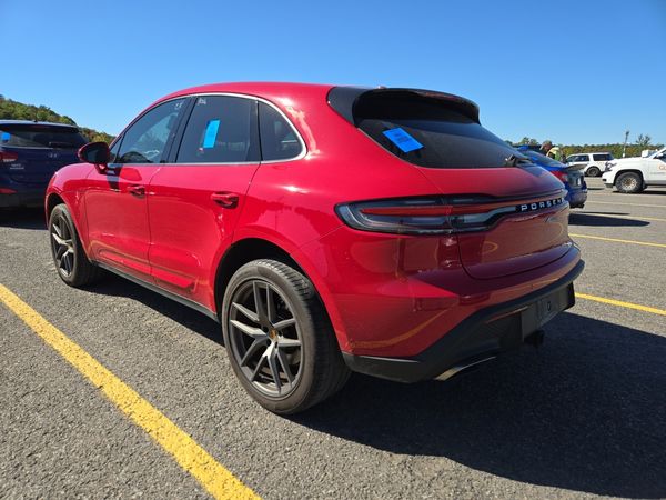 2023 Porsche MACAN SES Macan / Macan T