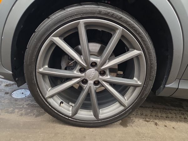 2017 Audi Q3 TECHNIK quattro Prestige