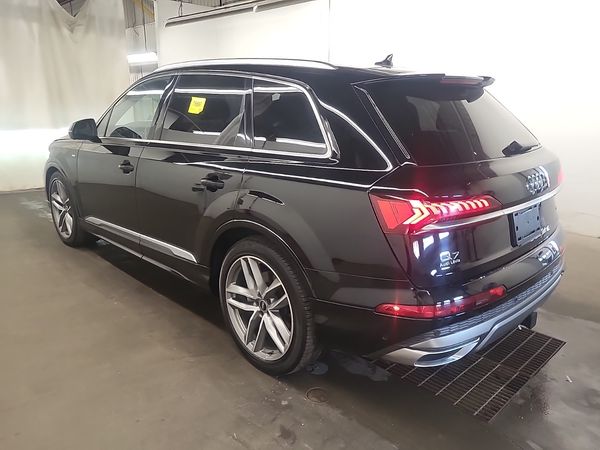 2021 Audi Q7 TECHNIK quattro Technik