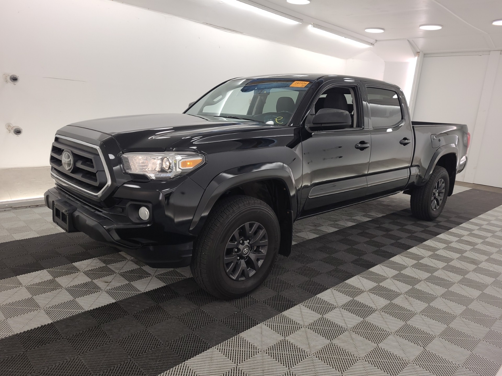 2022 Toyota Tacoma CREW CAB LONG BED SR5