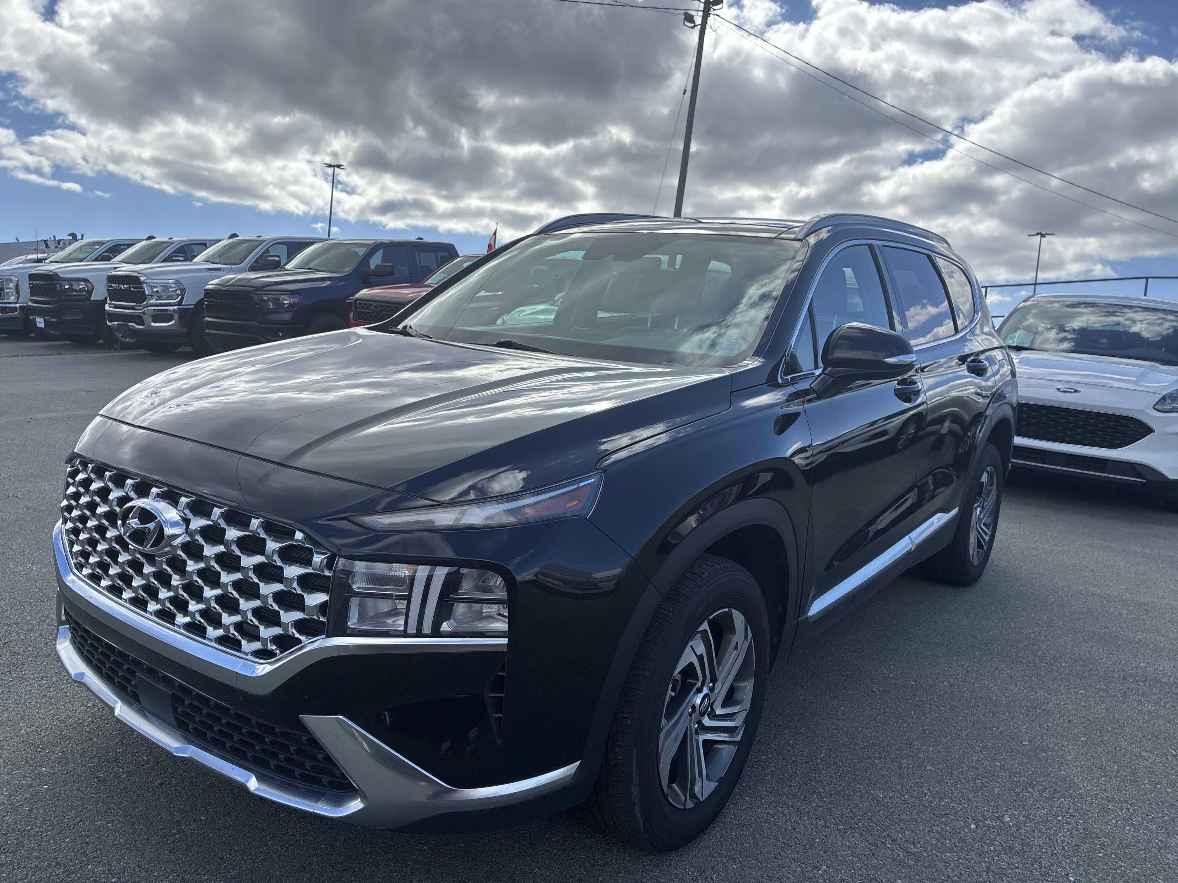 2023 Hyundai Santa Fe Preferred SEL Premium