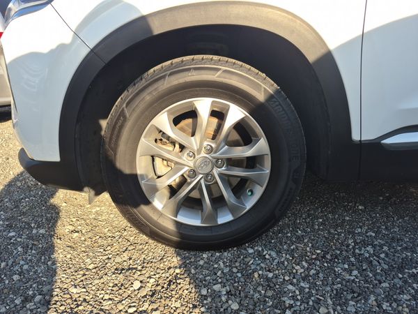 2019 Hyundai Santa Fe ESSENTIAL SE