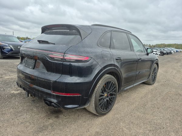 2021 Porsche Cayenne GTS