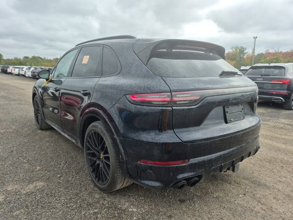 2021 Porsche Cayenne GTS