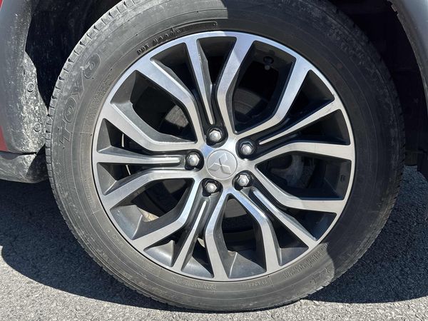2018 Mitsubishi Outlander ES