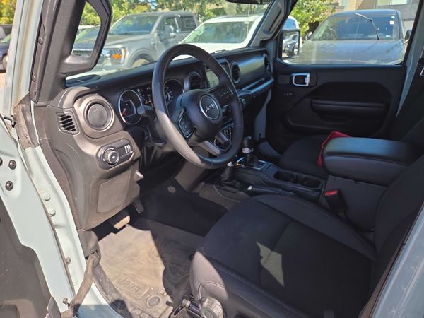 2023 Jeep Wrangler Willys