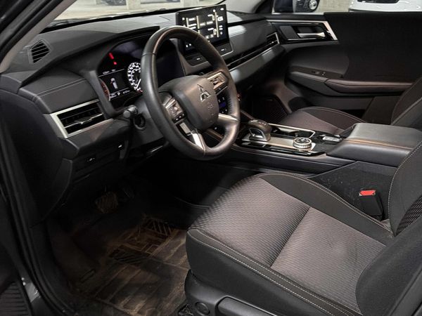 2025 Mitsubishi Outlander S-AWC