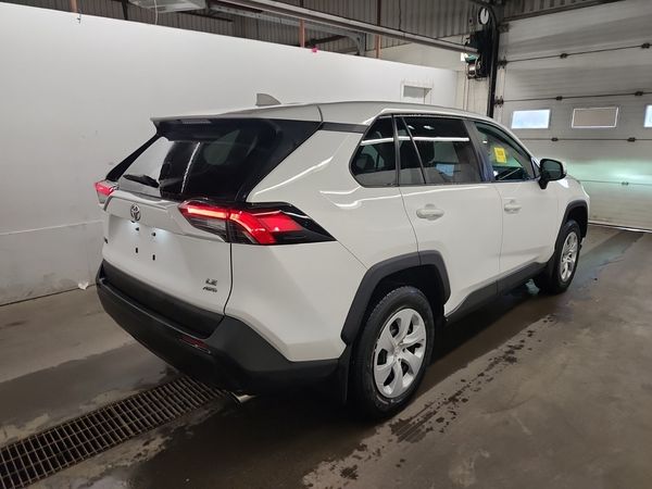 2025 Toyota Rav4 LE