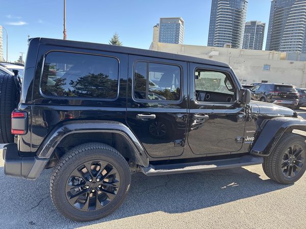 2023 Jeep Wrangler 4xe Sahara