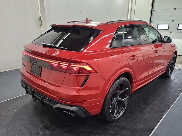 2025 Audi RS Q8 4.0 Tfsi Quattro Performance