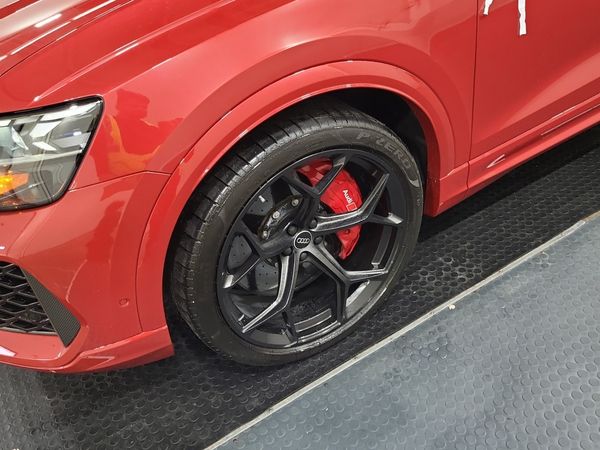2025 Audi RS Q8 4.0 Tfsi Quattro Performance