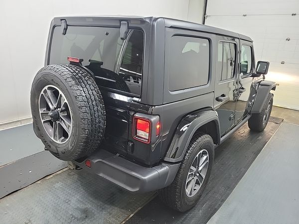 2023 Jeep Wrangler 4 Door 4x4 Sahara