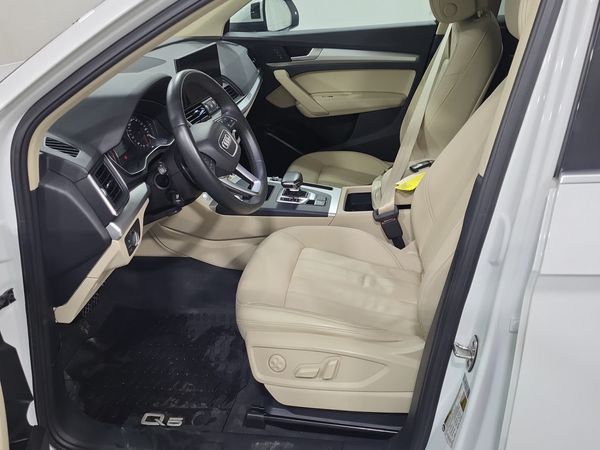 2021 Audi Q5 45 Tfsi Quattro Komfort quattro Premium
