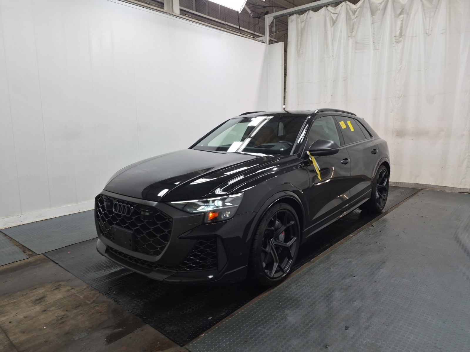 2025 Audi RS Q8 4.0 Tfsi Quattro Performance
